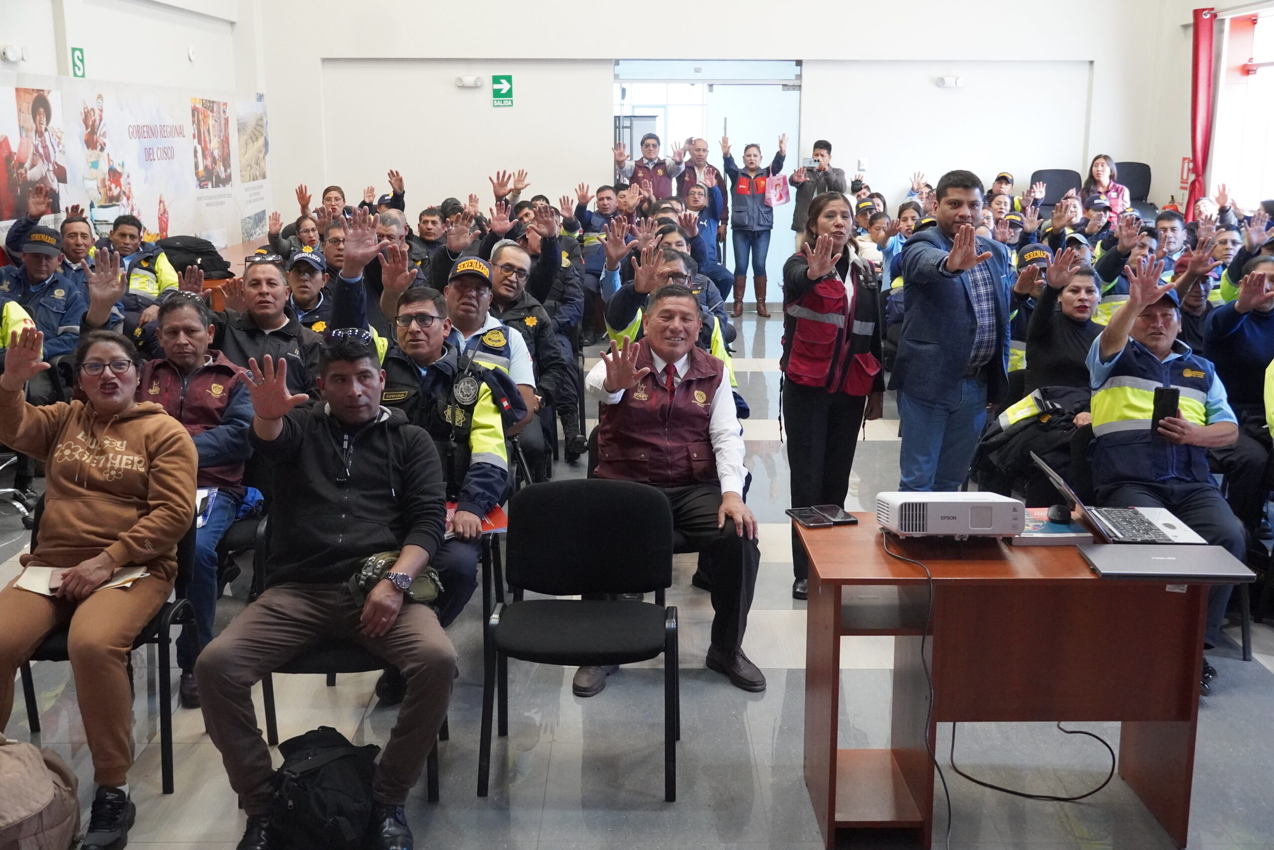 TALLER DE CAPACITACIÓN AL PERSONAL DE SERENAZGO DE LA PROVINCIA DE CUSCO 2024